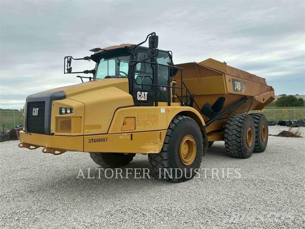 CAT 74504 Dumpers articolati