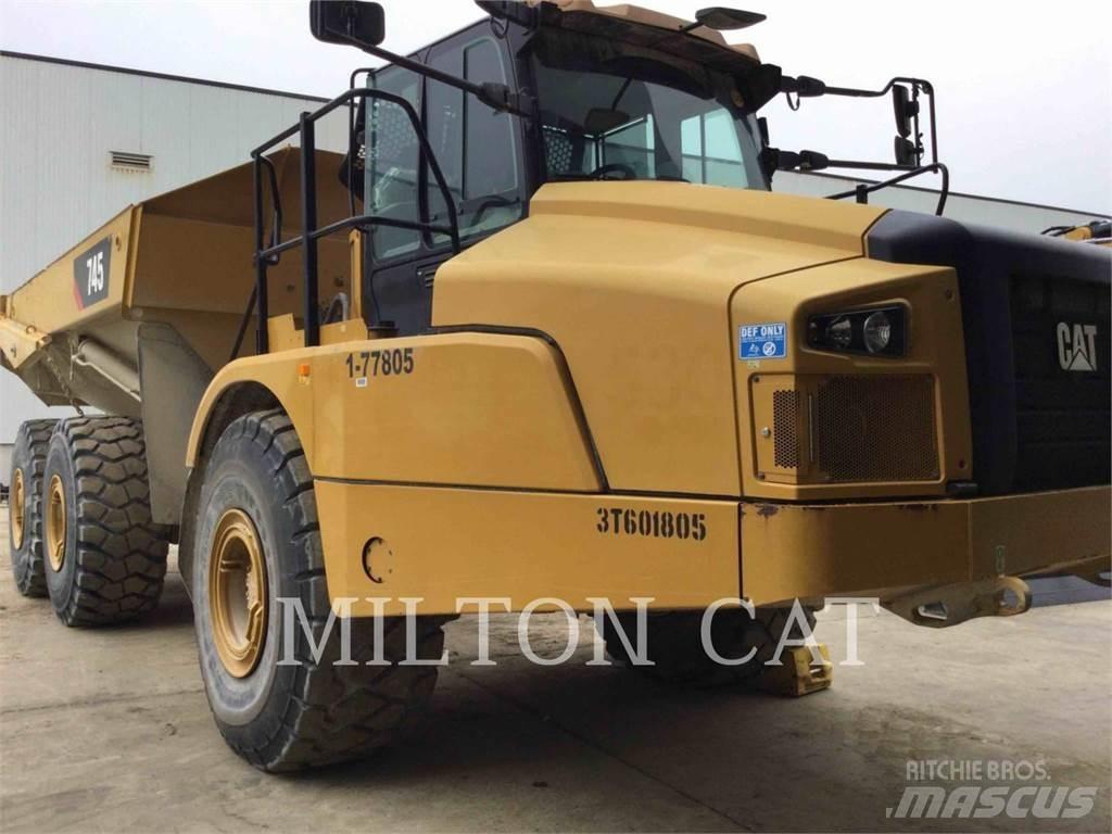 CAT 74504 Dumpers articolati