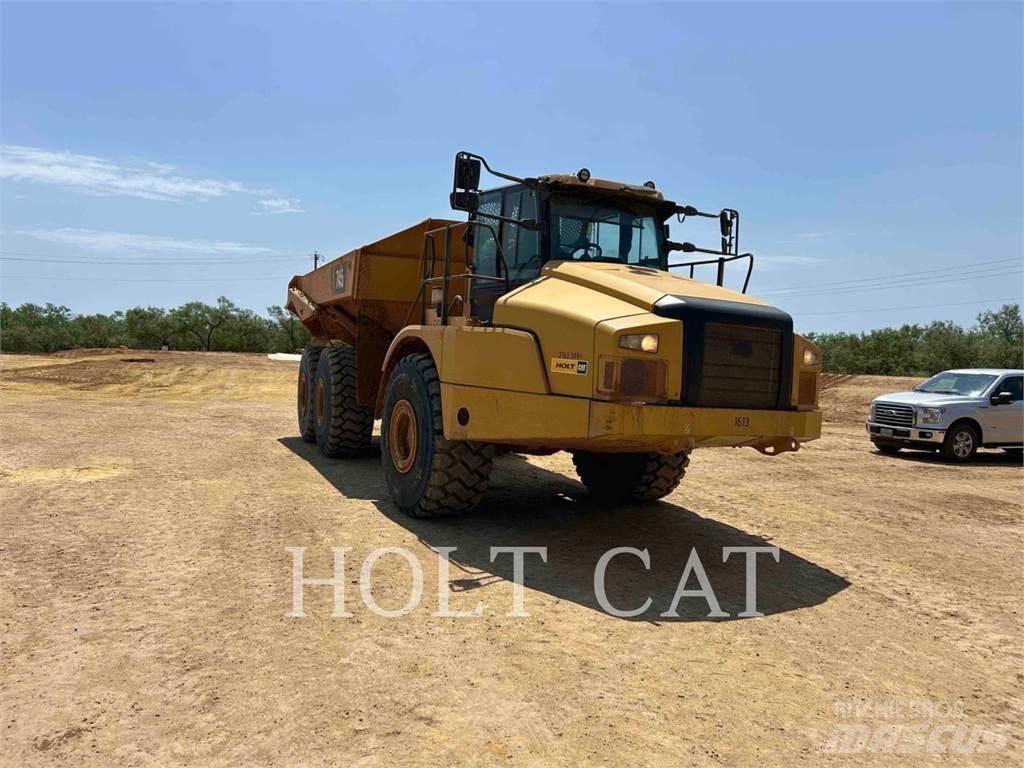 CAT 74504 Dumpers articolati