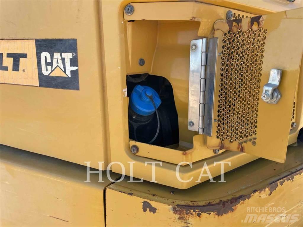 CAT 74504 Dumpers articolati