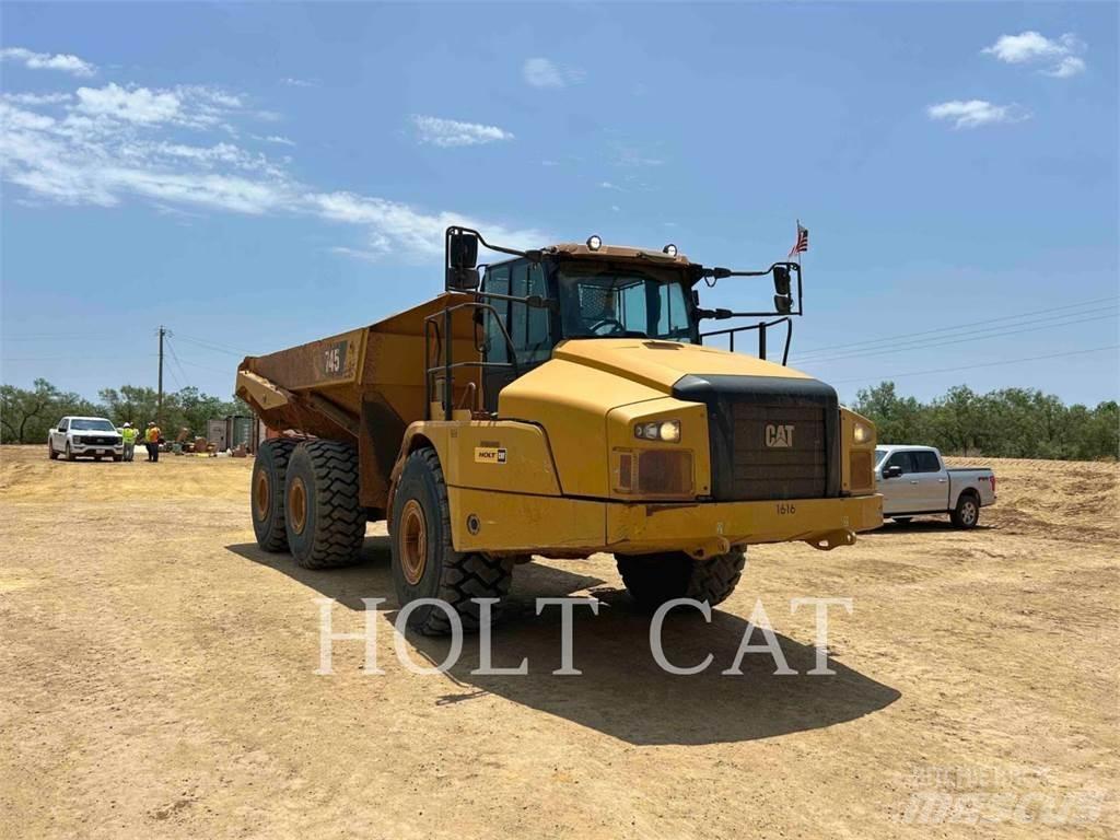 CAT 74504 Dumpers articolati