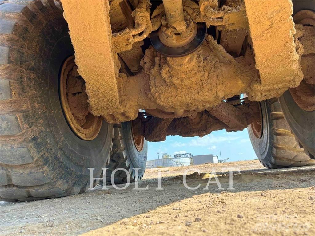 CAT 74504 Dumpers articolati
