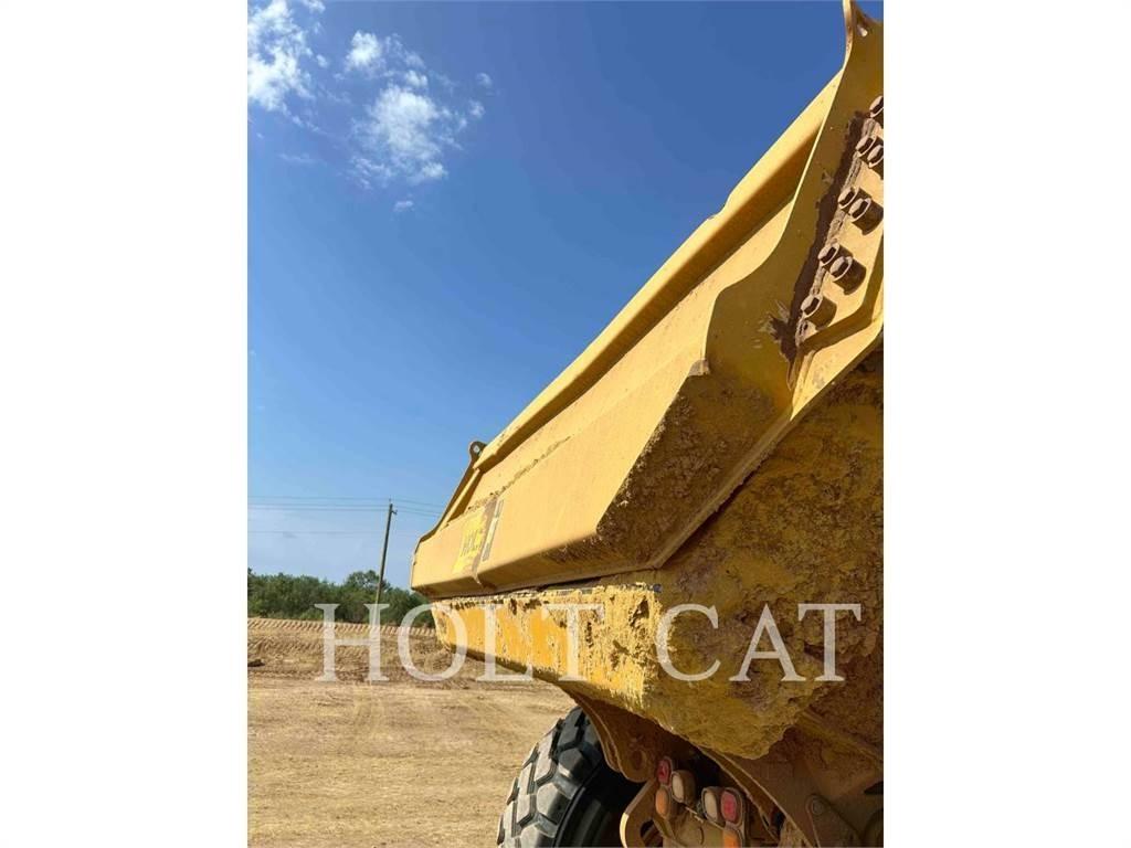 CAT 74504 Dumpers articolati
