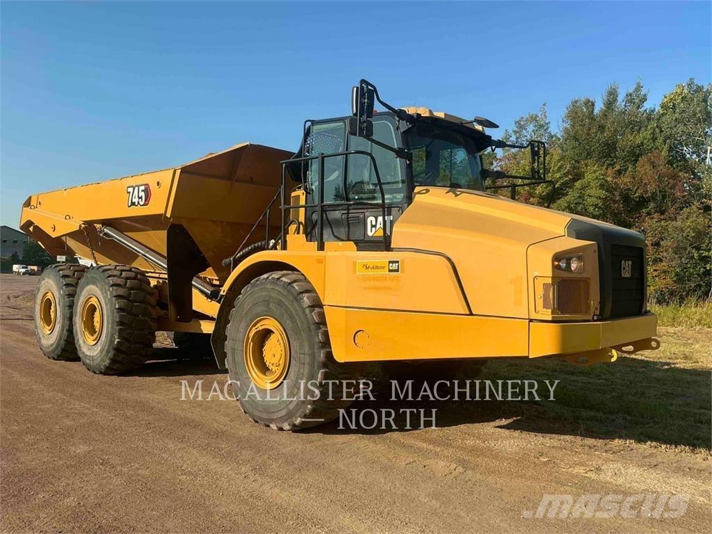CAT 74504 Dumpers articolati