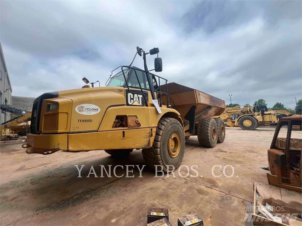 CAT 745C Dumpers articolati