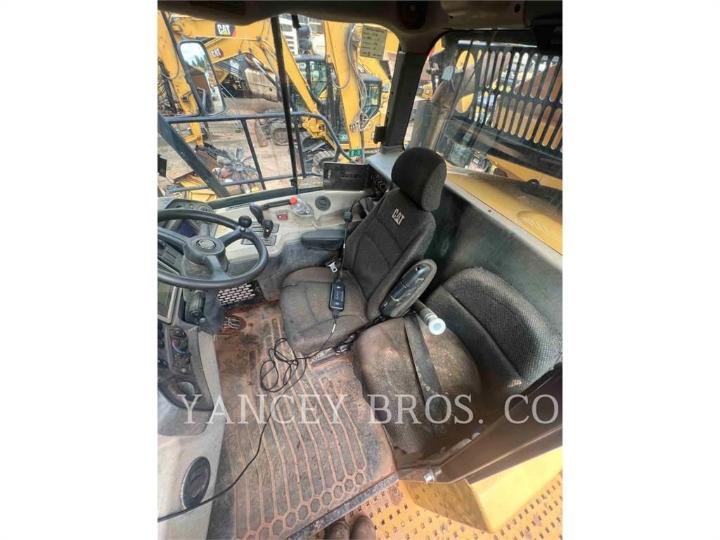 CAT 745C Dumpers articolati