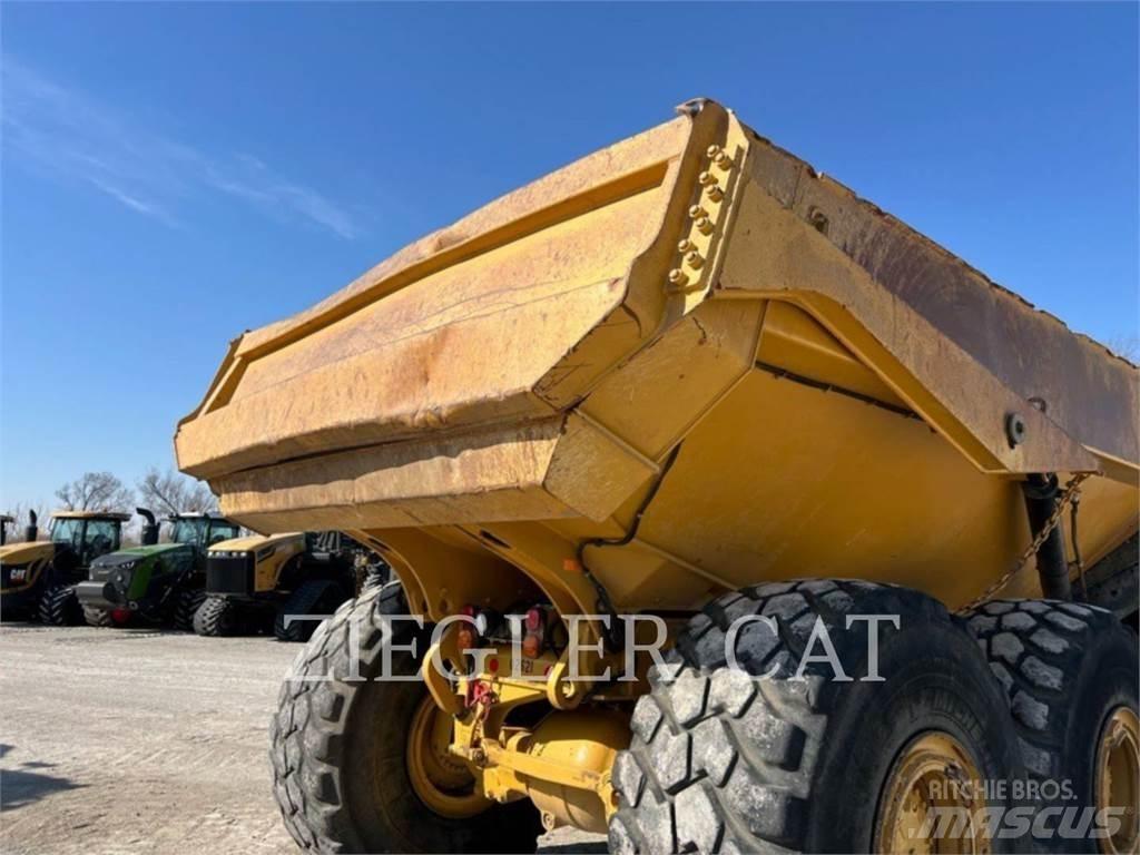 CAT 745C Dumpers articolati