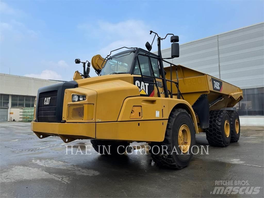 CAT 745C Dumpers articolati