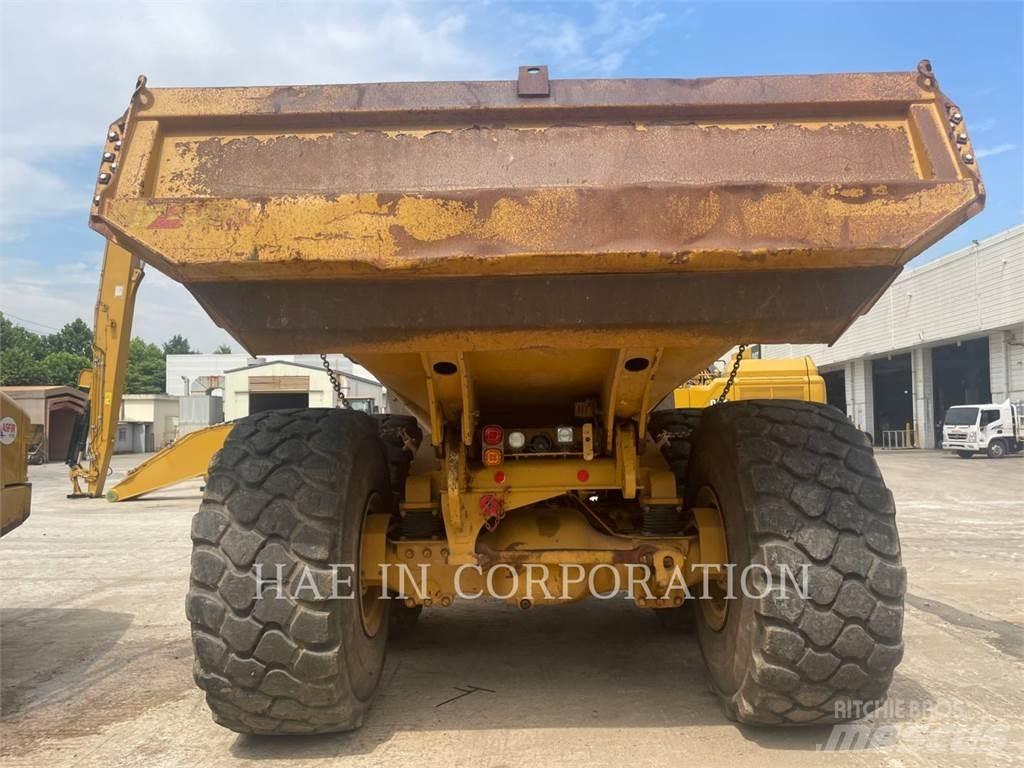 CAT 745C Dumpers articolati