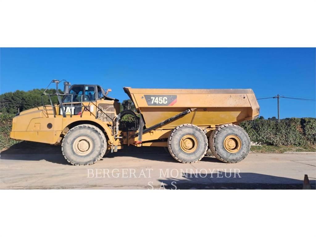 CAT 745C Dumpers articolati