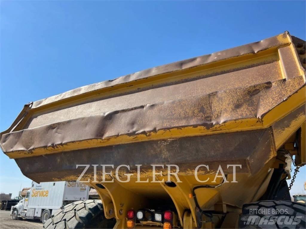 CAT 745C Dumpers articolati