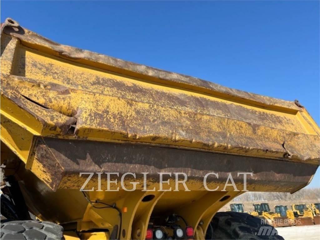 CAT 745C Dumpers articolati