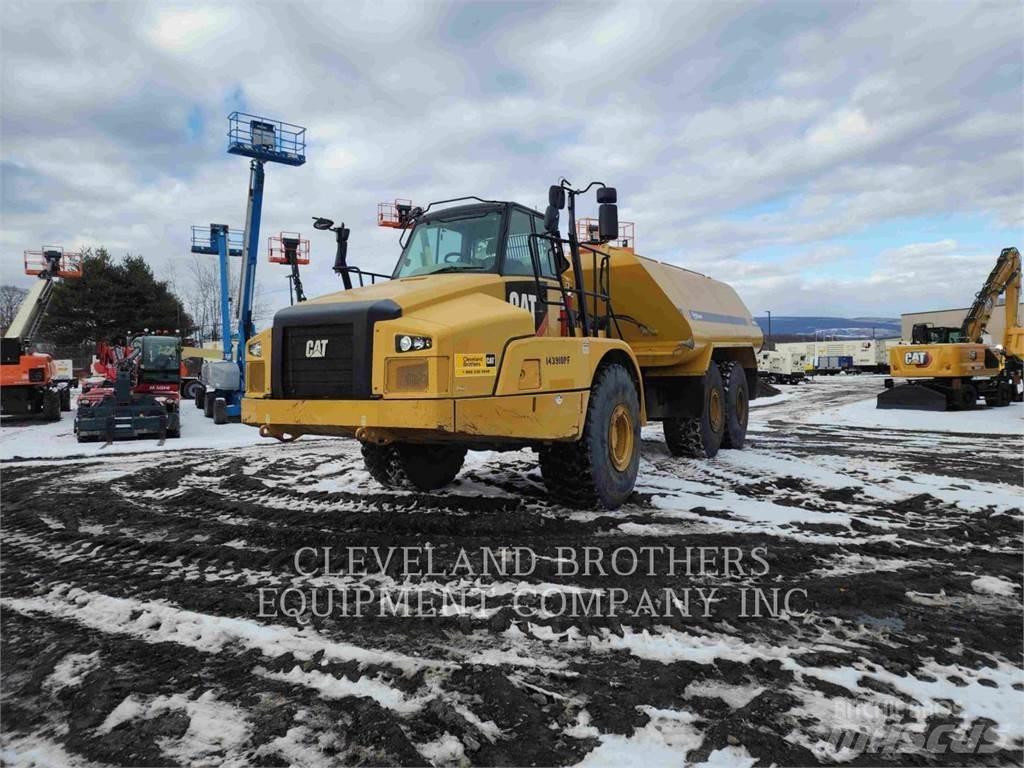 CAT 745C Autocisterne
