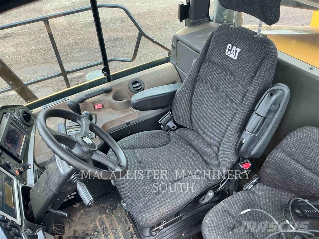 CAT 745C Dumpers articolati