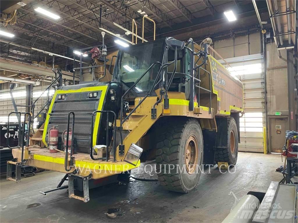 CAT 773F WT Autocisterne