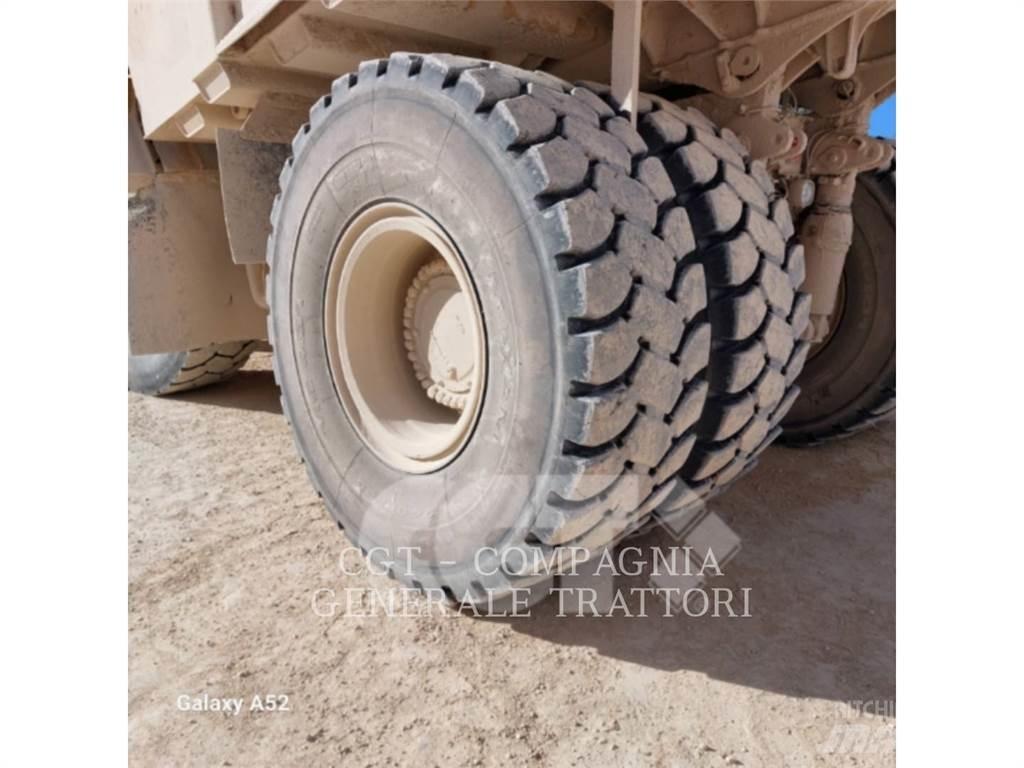 CAT 775F Dumpers articolati