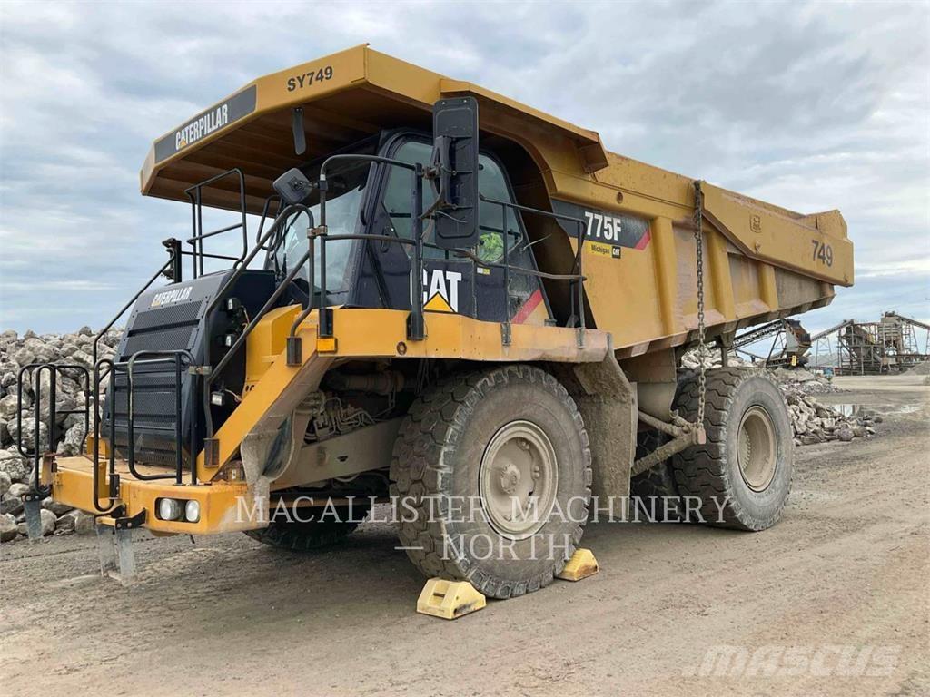 CAT 775F Dumpers articolati