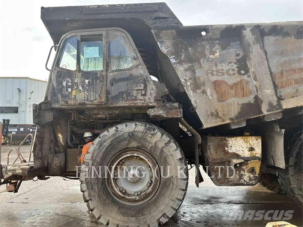 CAT 775G Dumpers articolati