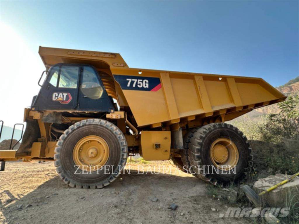 CAT 775G Dumpers articolati