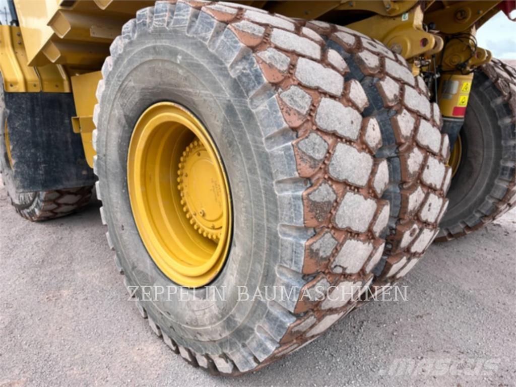 CAT 775G Dumpers articolati