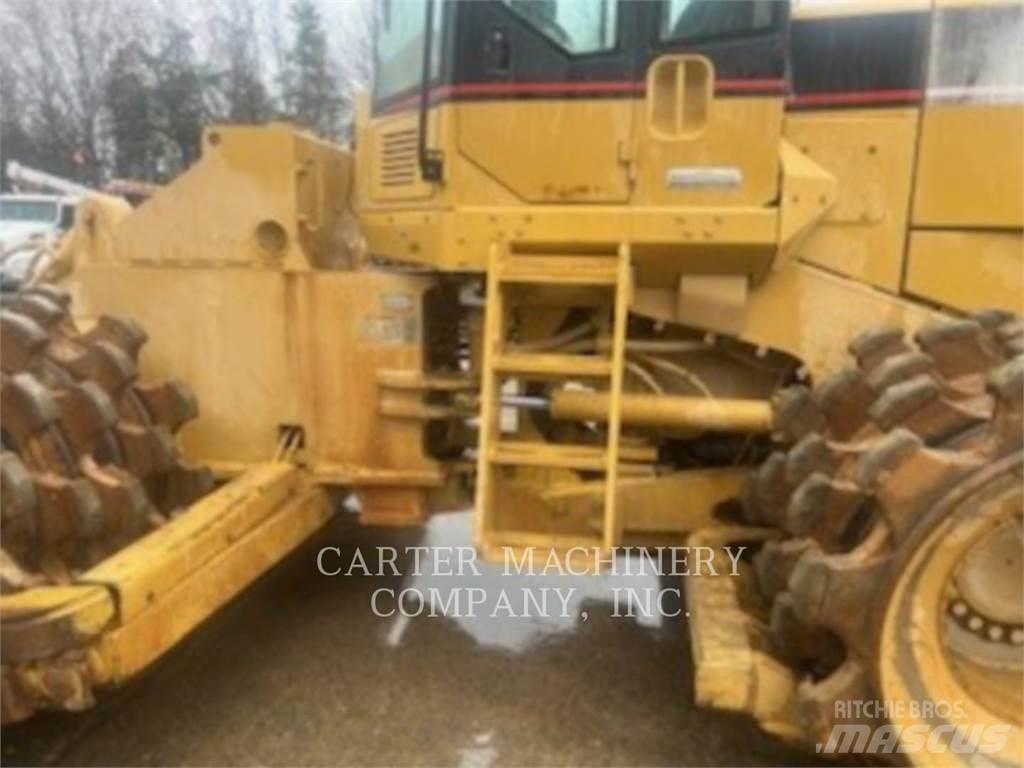 CAT 815F Dozer gommati
