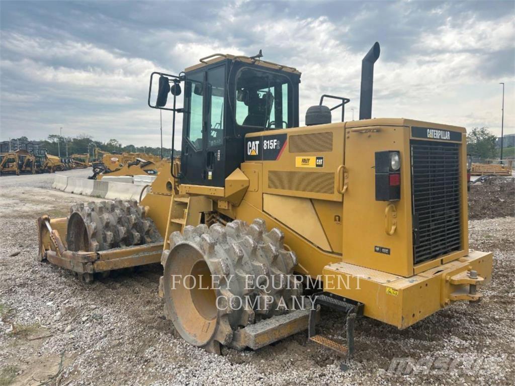 CAT 815F2 Compattatori da suolo