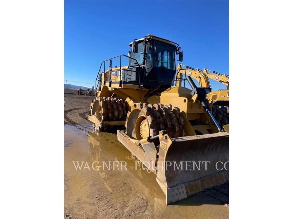 CAT 825K Pale gommate