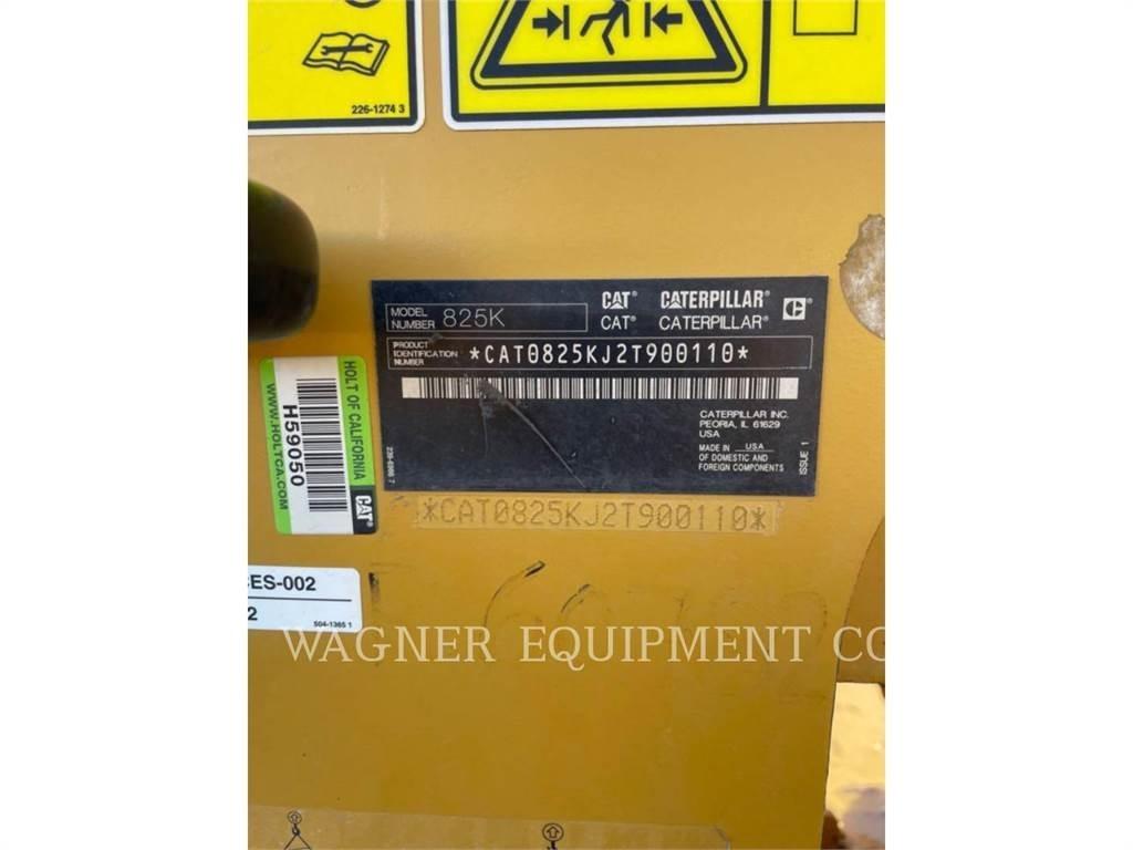 CAT 825K Pale gommate