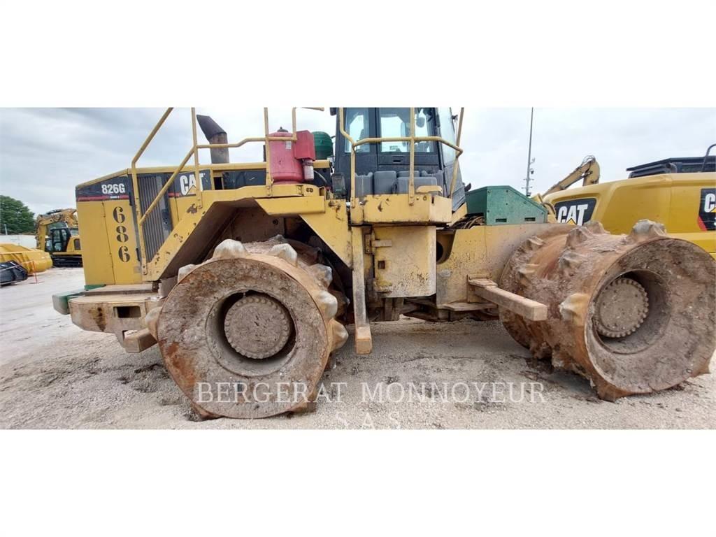 CAT 826G II Dozer gommati