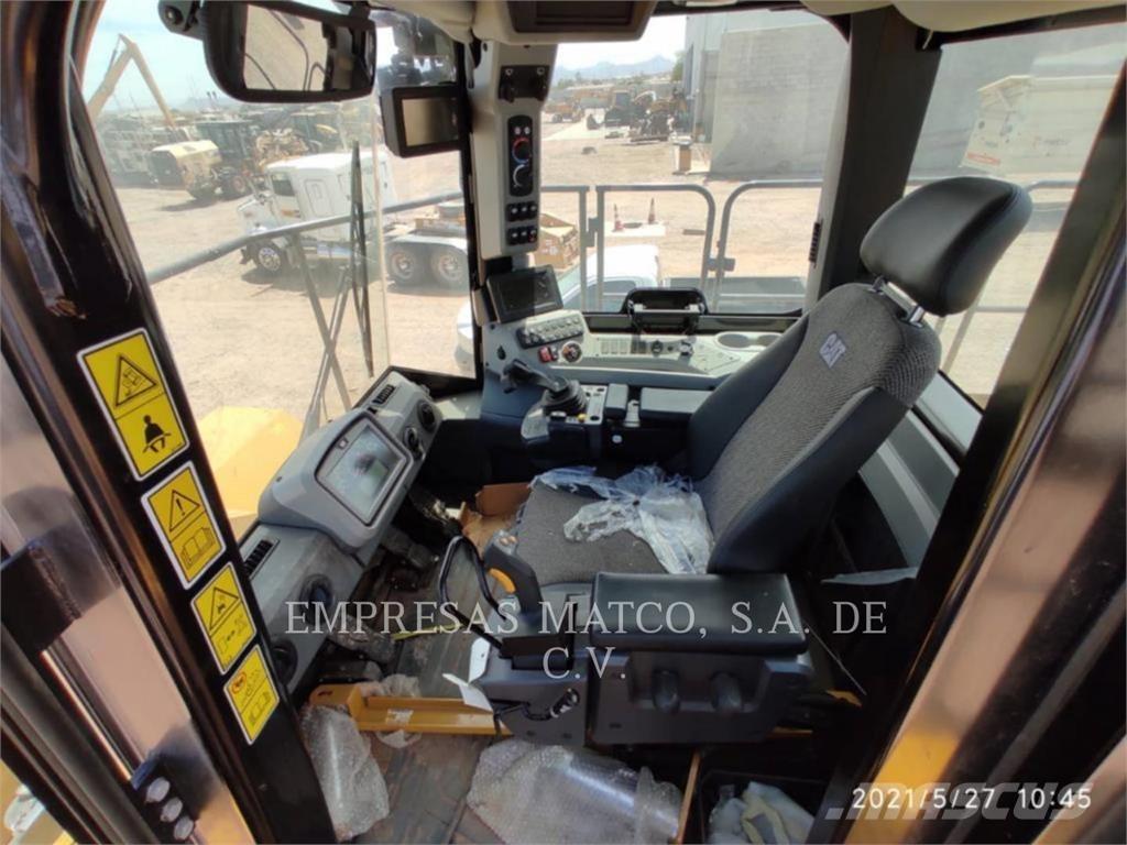 CAT 834KLRC Dozer gommati