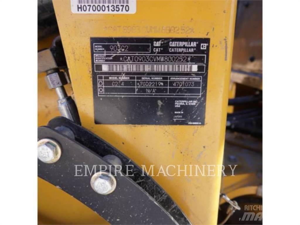 CAT 903C2 Pale gommate