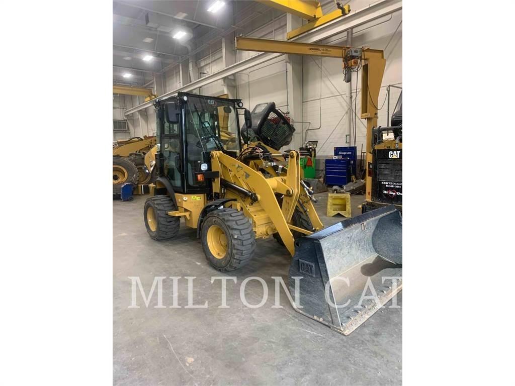 CAT 903D Pale gommate