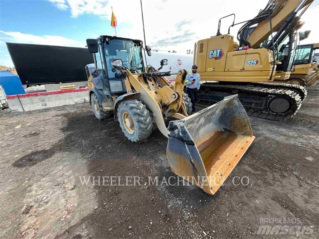 CAT 906 Pale gommate