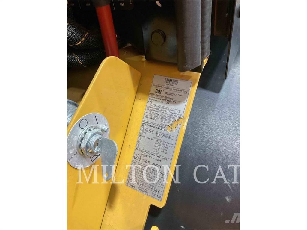 CAT 906 Pale gommate