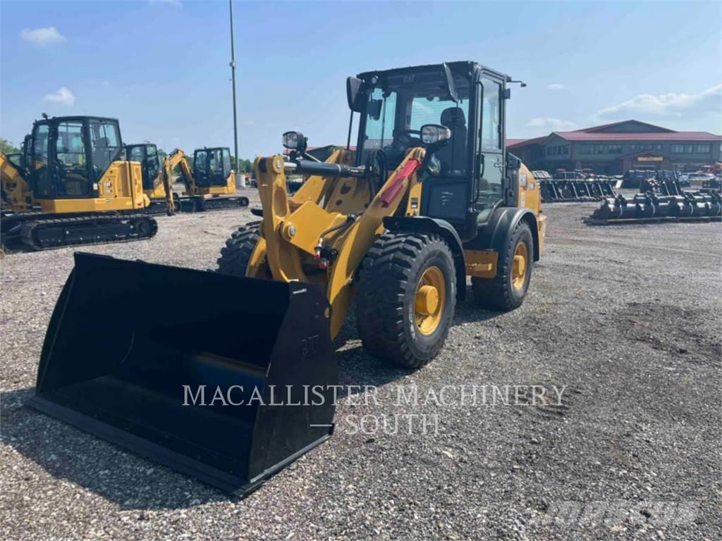 CAT 906 Pale gommate