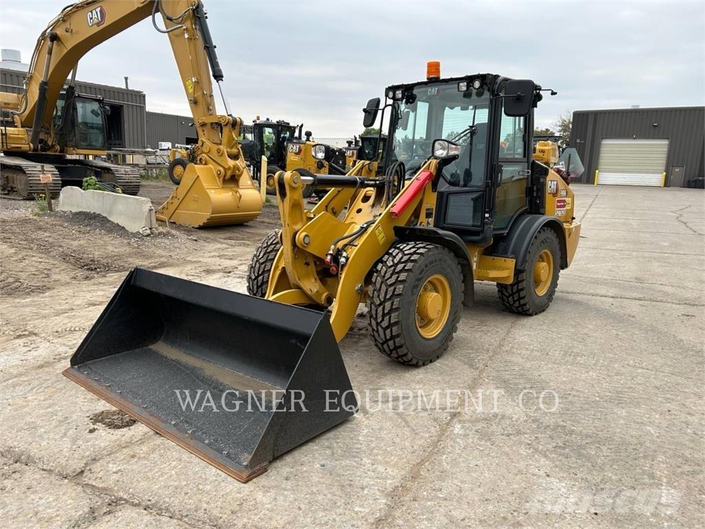 CAT 906 Pale gommate