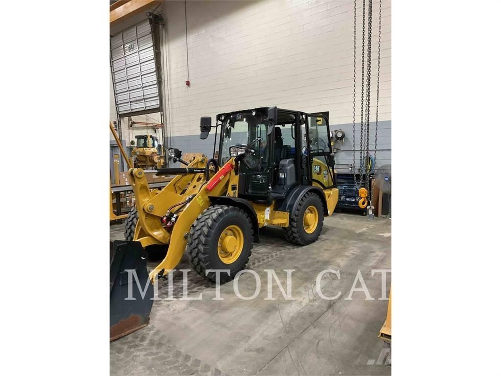 CAT 906 Pale gommate