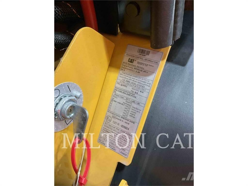 CAT 906 Pale gommate