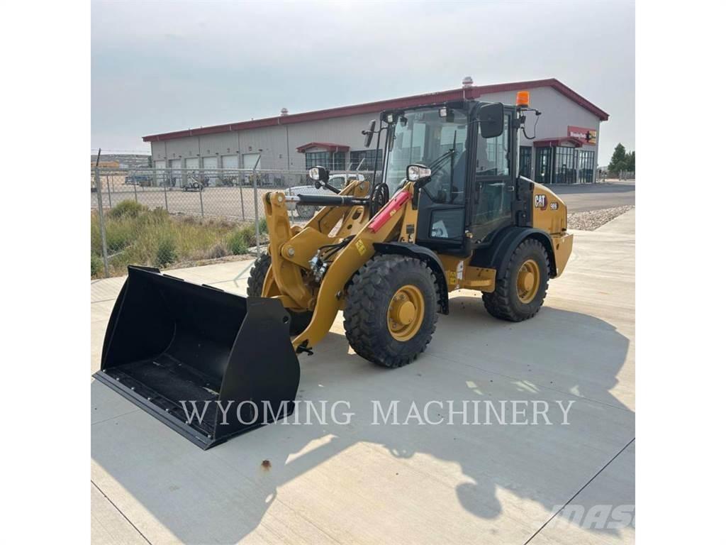 CAT 906 Pale gommate