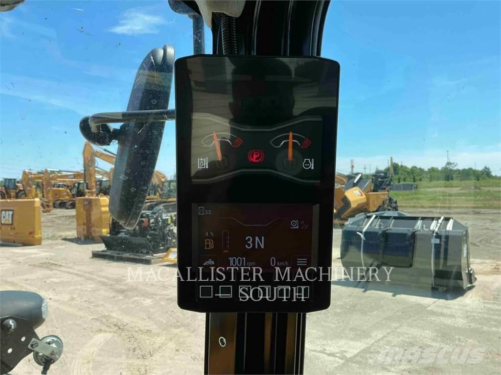 CAT 906 Pale gommate
