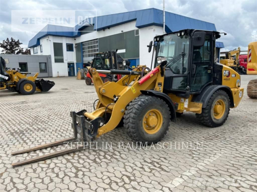 CAT 906-14 Pale gommate
