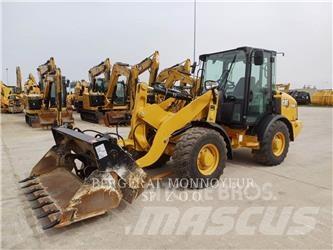 CAT 906M Pale gommate