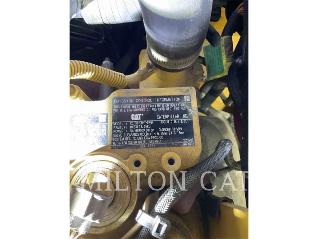 CAT 906M Pale gommate