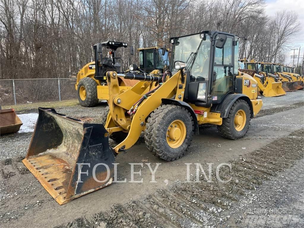 CAT 906M Pale gommate