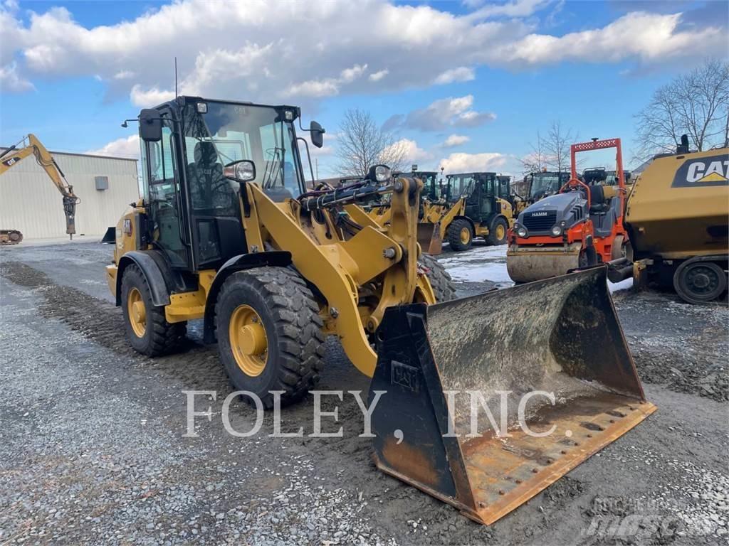 CAT 906M Pale gommate