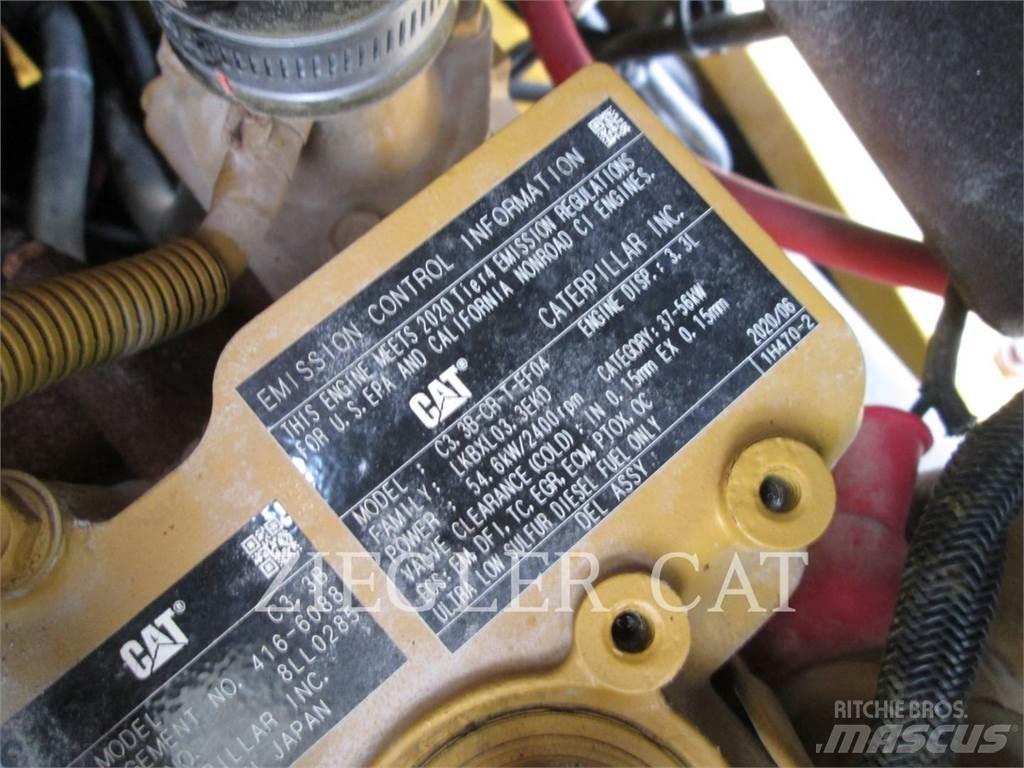 CAT 906M Pale gommate
