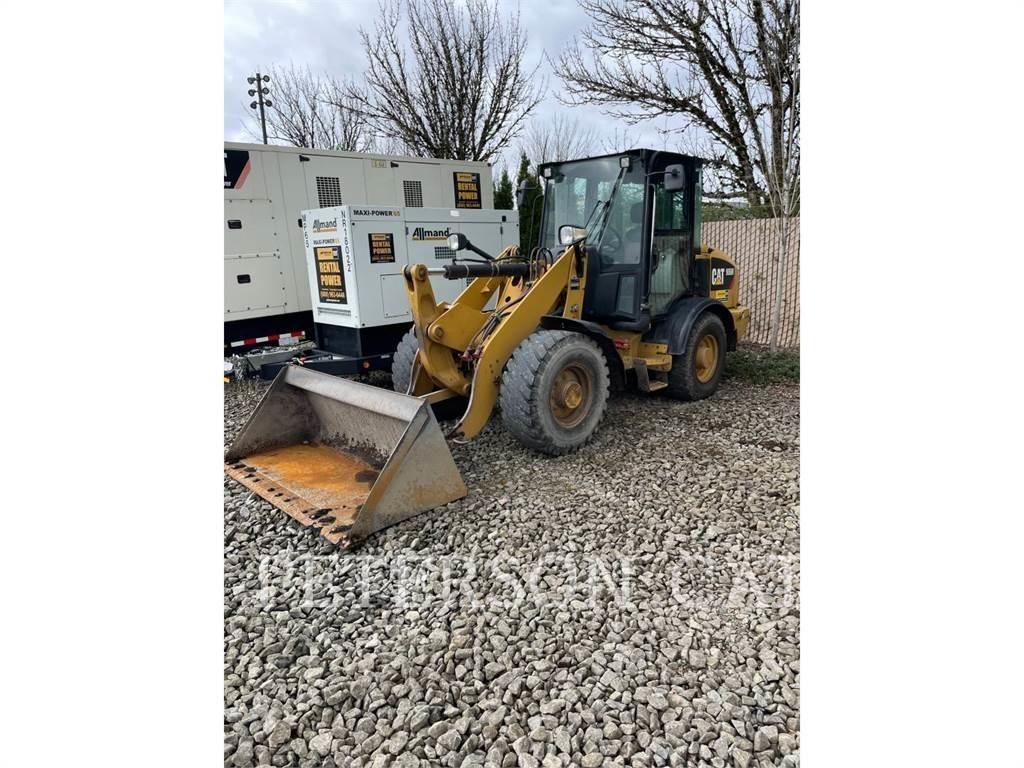 CAT 906M Pale gommate