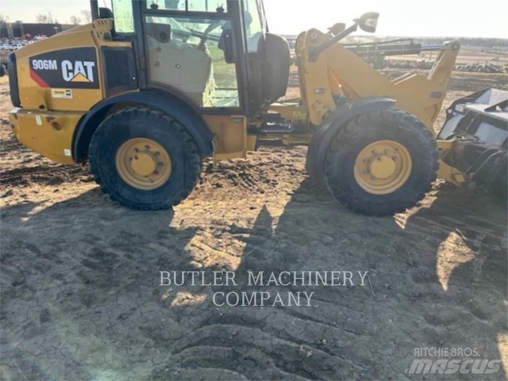 CAT 906M Pale gommate