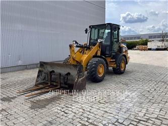 CAT 907M Pale gommate