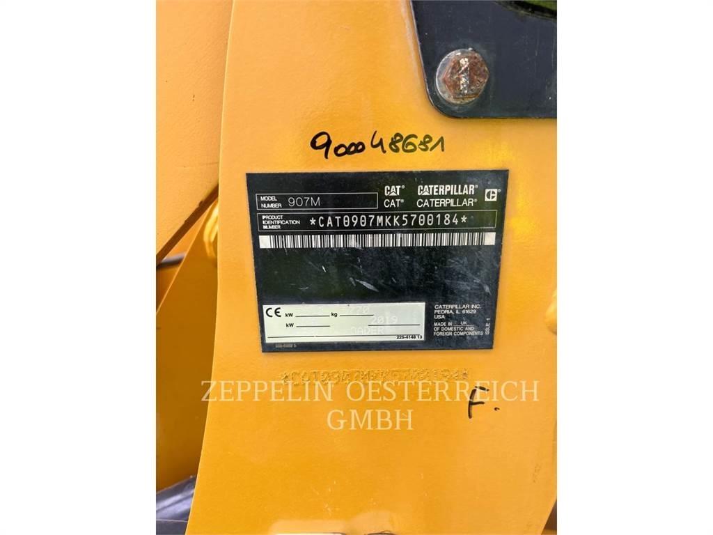 CAT 907M Pale gommate